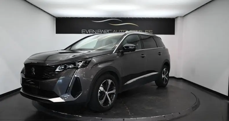 Photo 1 : Peugeot 5008 2021 Diesel