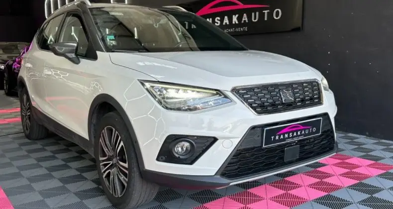 Photo 1 : Seat Arona 2018 Essence