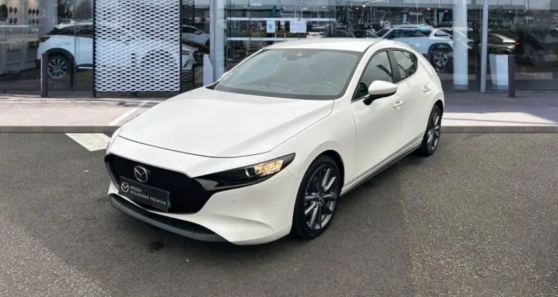 Photo 1 : Mazda 3 2019 Hybride