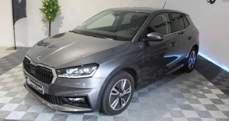 Photo 1 : Skoda Fabia 2022 Petrol