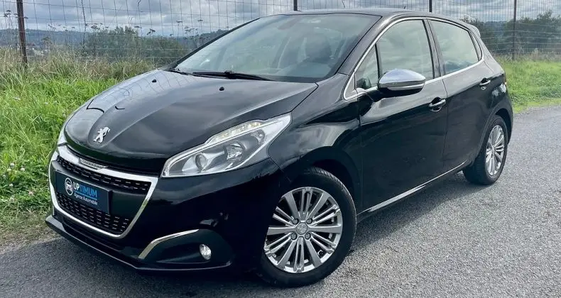 Photo 1 : Peugeot 208 2017 Essence