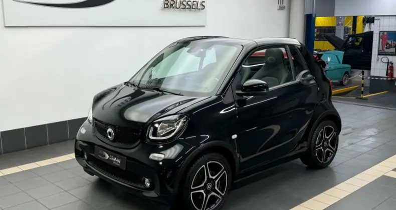 Photo 1 : Smart Fortwo 2017 Petrol