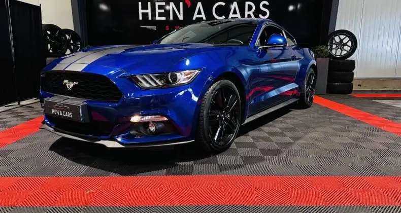 Photo 1 : Ford Mustang 2017 Essence