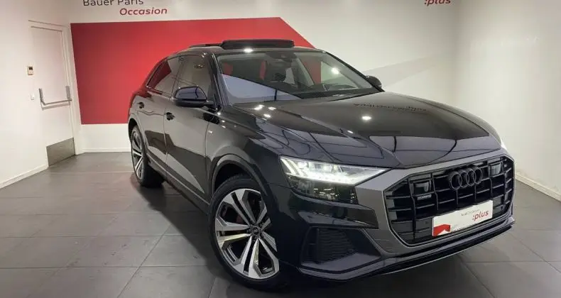 Photo 1 : Audi Q8 2020 Diesel