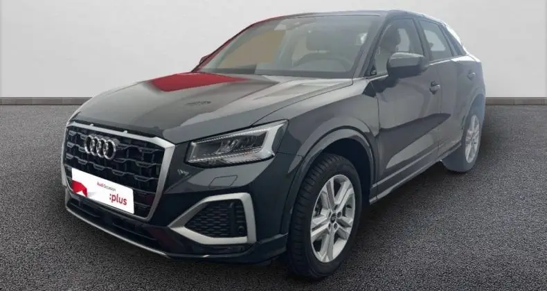 Photo 1 : Audi Q2 2024 Petrol