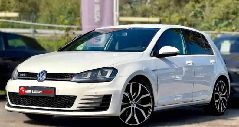 Photo 1 : Volkswagen Golf 2015 Diesel