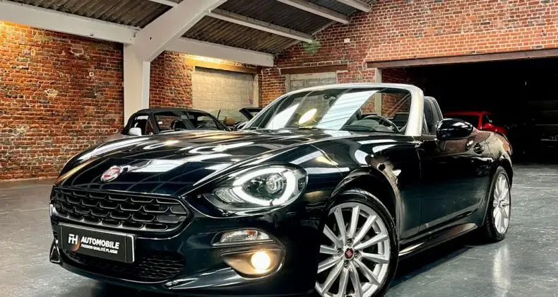 Photo 1 : Fiat 124 Spider 2018 Essence