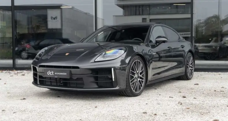 Photo 1 : Porsche Panamera 2024 Essence