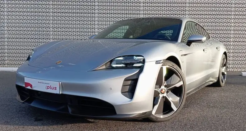 Photo 1 : Porsche Taycan 2021 Hybrid