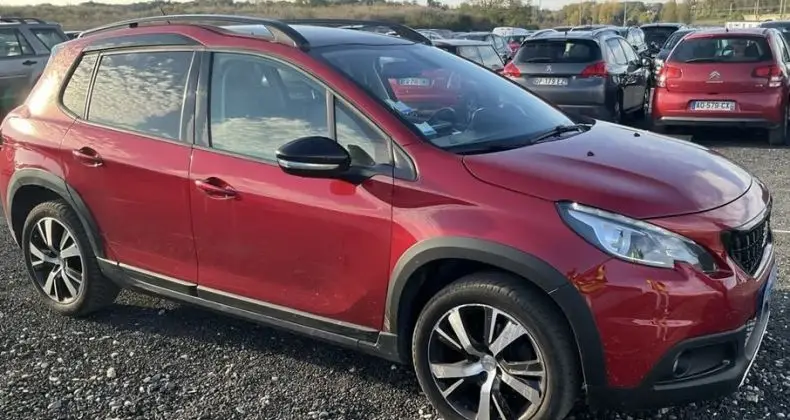 Photo 1 : Peugeot 2008 2019 Petrol