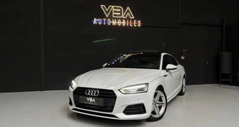 Photo 1 : Audi A5 2019 Hybride