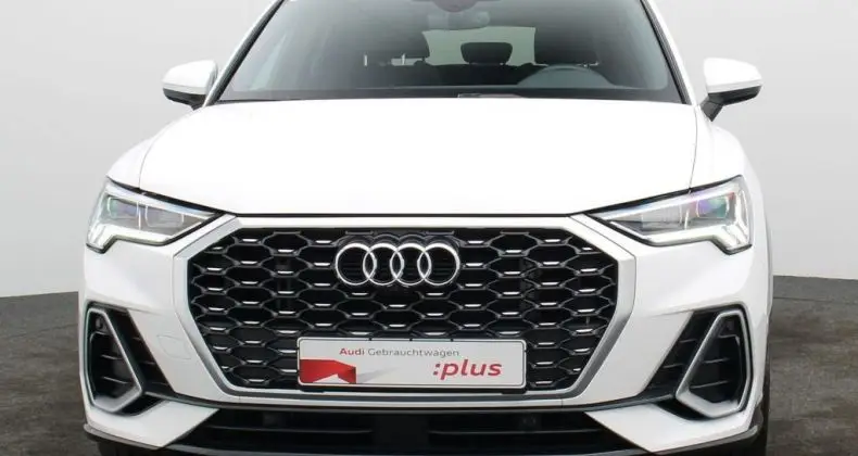 Photo 1 : Audi Q3 2021 Hybrid