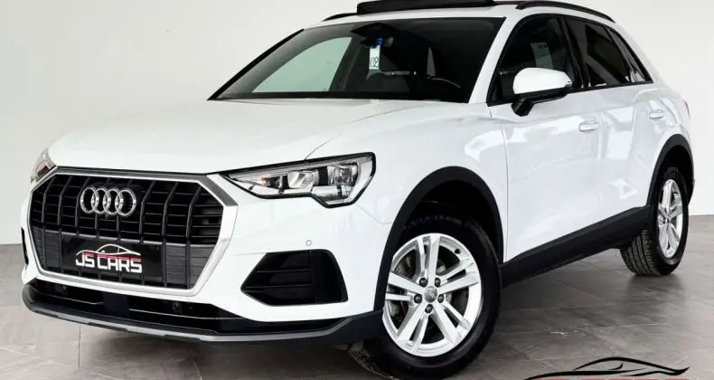 Photo 1 : Audi Q3 2019 Petrol