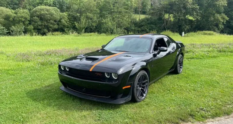 Photo 1 : Dodge Challenger 2022 Petrol