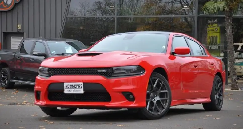 Photo 1 : Dodge Charger 2018 Petrol