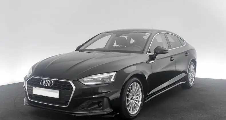 Photo 1 : Audi A5 2021 Petrol