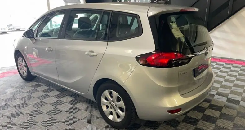 Photo 1 : Opel Zafira 2018 Diesel