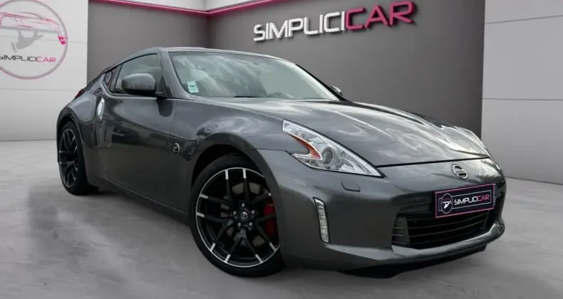 Photo 1 : Nissan 370z 2017 Essence