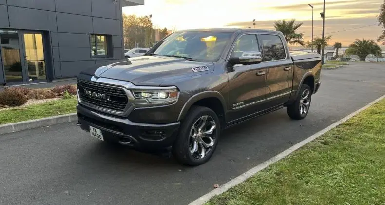 Photo 1 : Dodge Ram 2019 Petrol