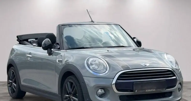 Photo 1 : Mini Cabrio 2017 Petrol