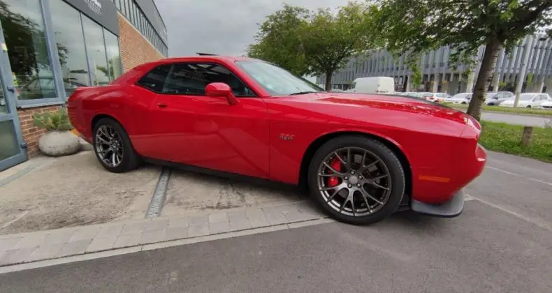 Photo 1 : Dodge Challenger 2015 Petrol