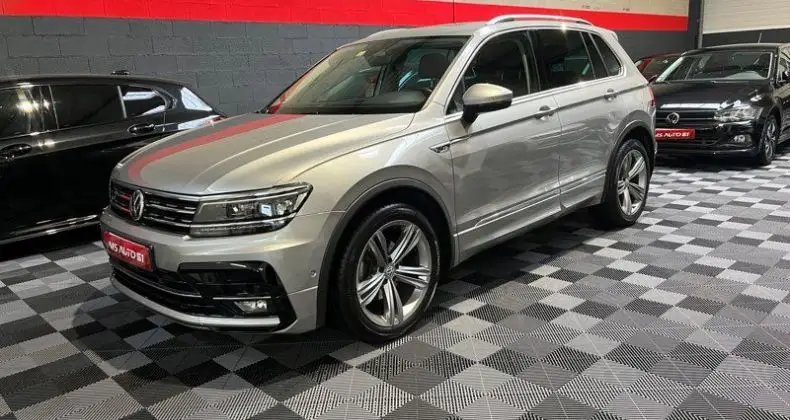 Photo 1 : Volkswagen Tiguan 2018 Diesel