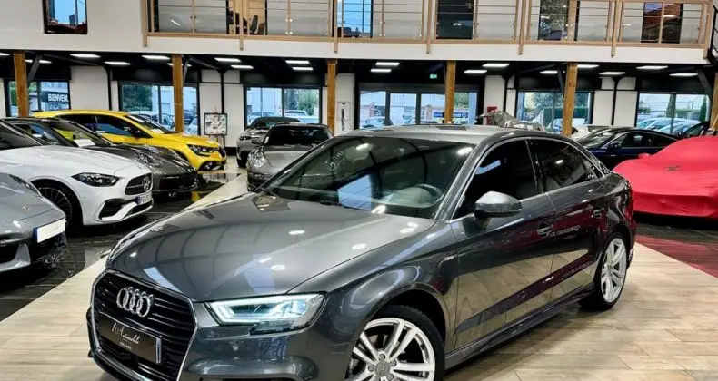 Photo 1 : Audi A3 2018 Essence