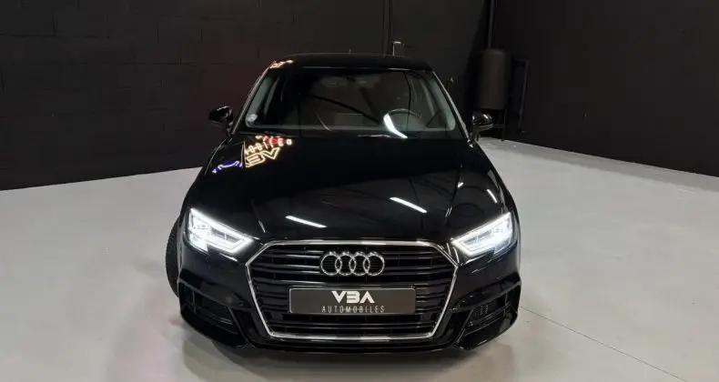 Photo 1 : Audi A3 2019 Petrol