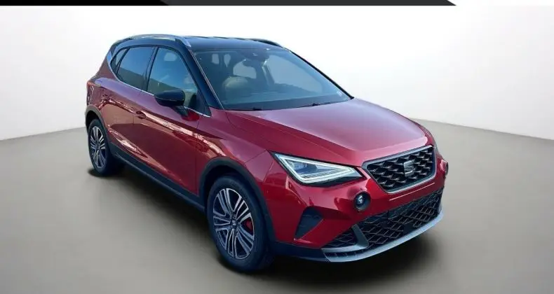 Photo 1 : Seat Arona 2024 Essence