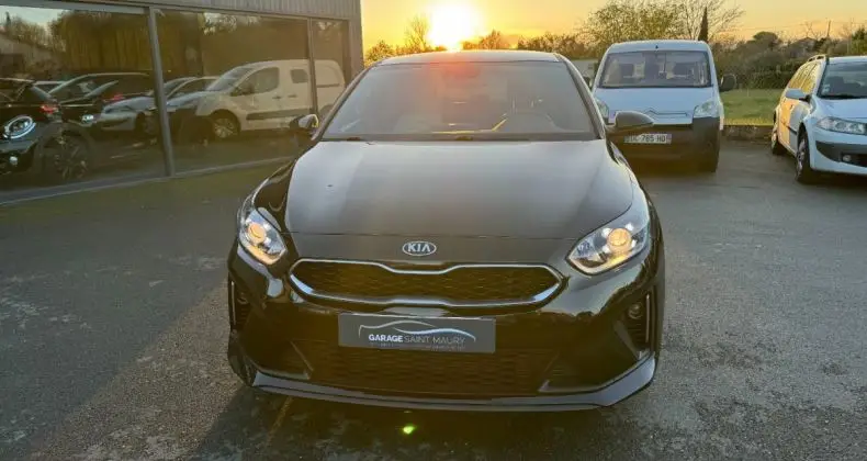 Photo 1 : Kia Ceed 2021 Diesel