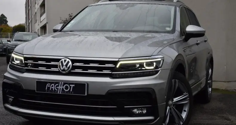 Photo 1 : Volkswagen Tiguan 2019 Petrol