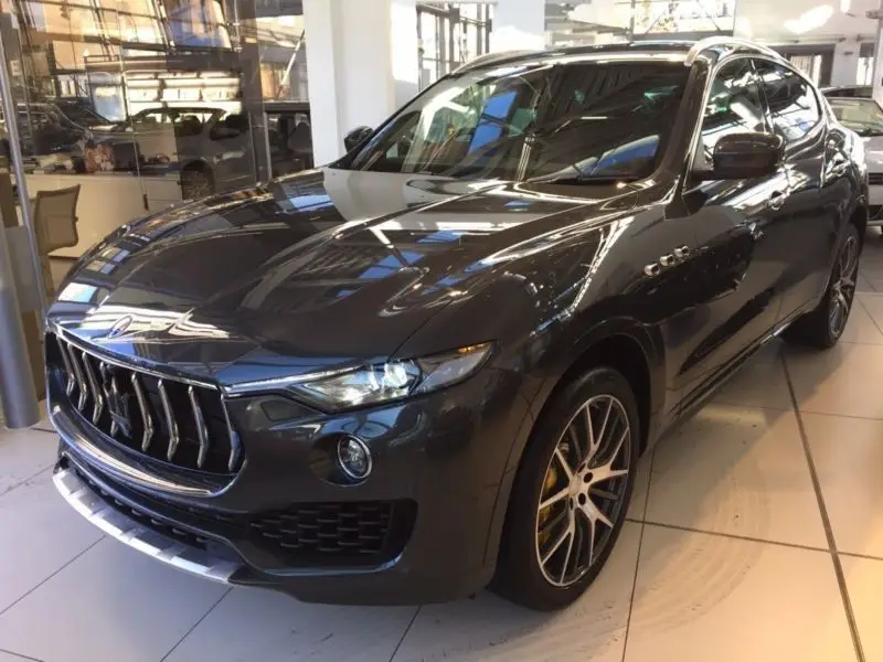 Photo 1 : Maserati Levante 2016 Essence