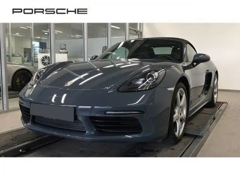 Photo 1 : Porsche Boxster 2017 Essence