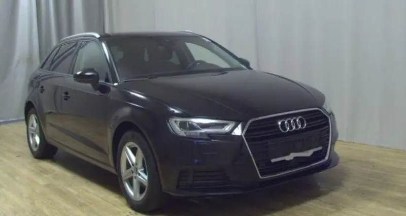 Photo 1 : Audi A3 2018 Diesel