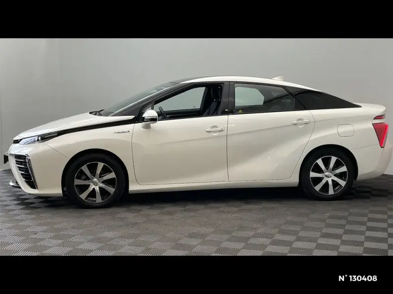 Photo 1 : Toyota Mirai 2016 Not specified