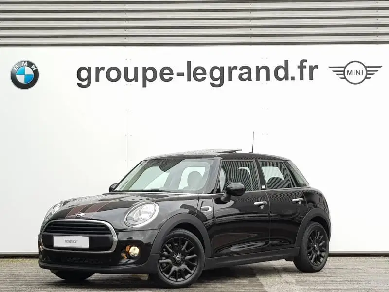 Photo 1 : Mini Mini 2017 Petrol