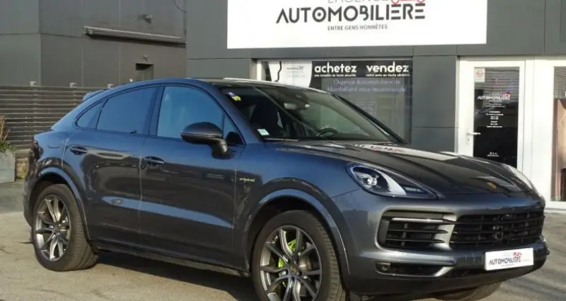 Photo 1 : Porsche Cayenne 2021 Hybrid