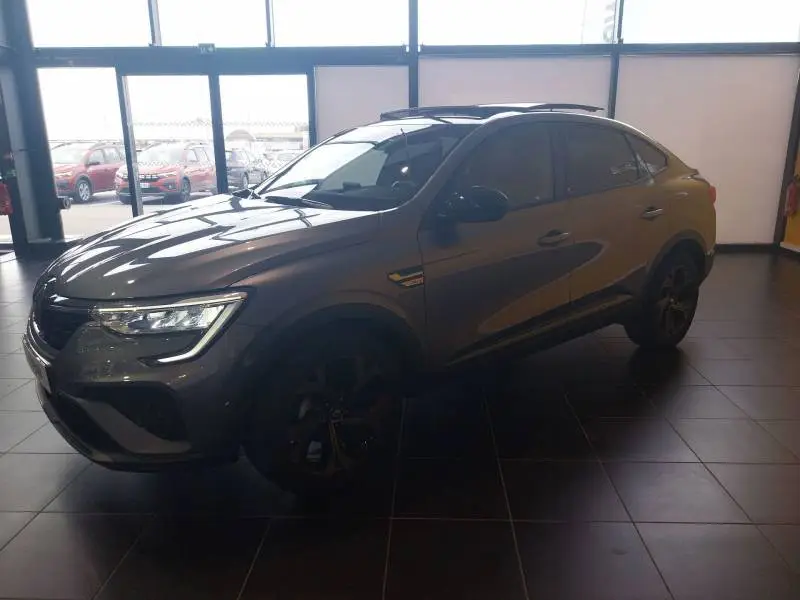 Photo 1 : Renault Arkana 2023 Essence