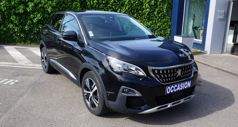 Photo 1 : Peugeot 3008 2017 Essence