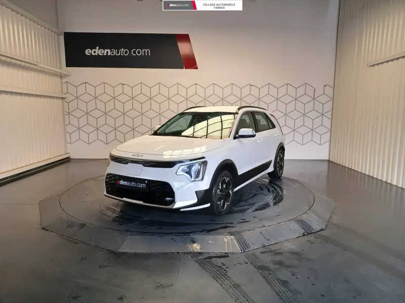 Photo 1 : Kia Niro 2023 Électrique