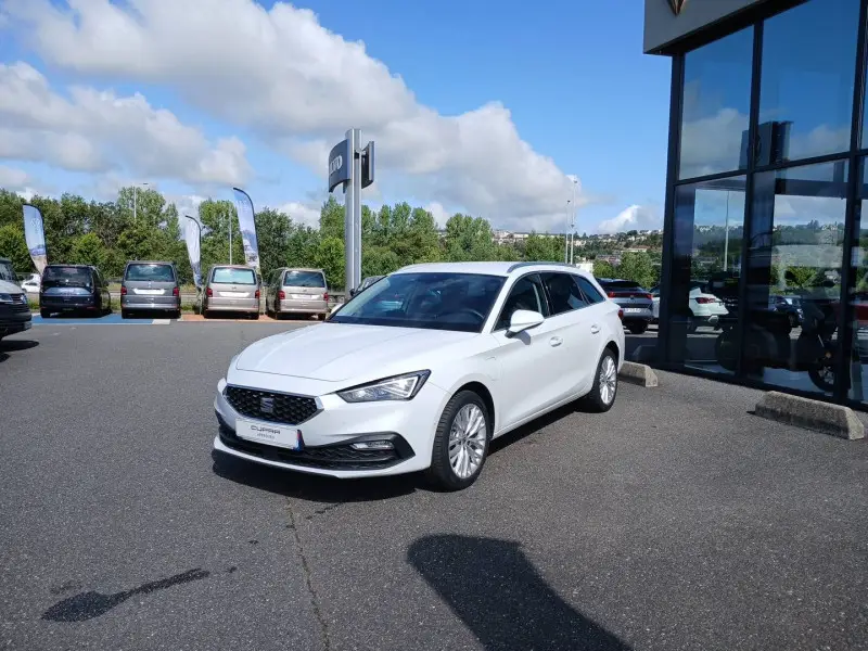 Photo 1 : Seat Leon 2023 Hybrid