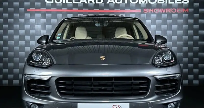 Photo 1 : Porsche Cayenne 2016 Diesel