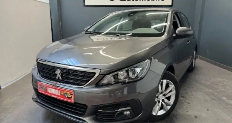 Photo 1 : Peugeot 308 2019 Petrol