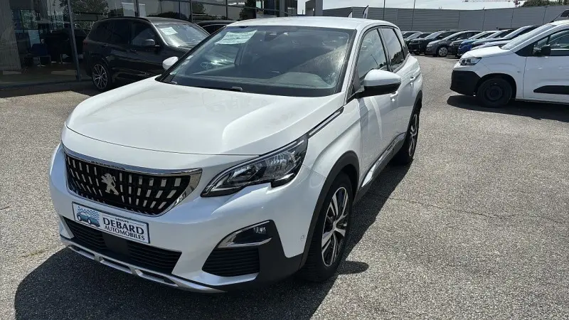 Photo 1 : Peugeot 3008 2017 Petrol