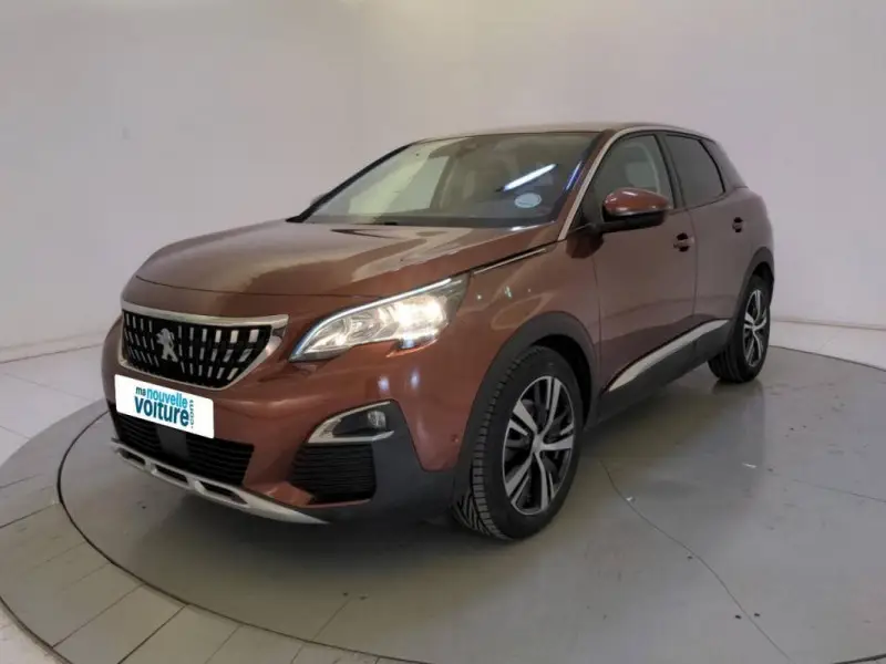 Photo 1 : Peugeot 3008 2018 Essence