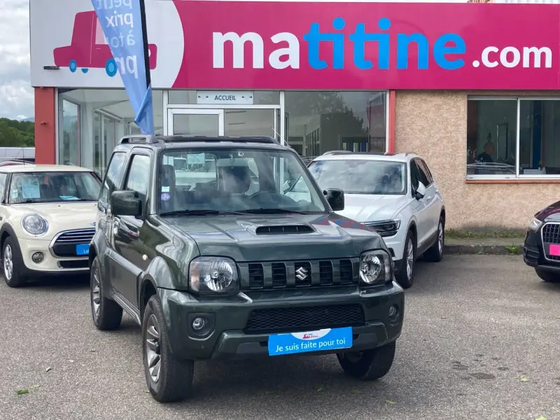 Photo 1 : Suzuki Jimny 2017 Petrol