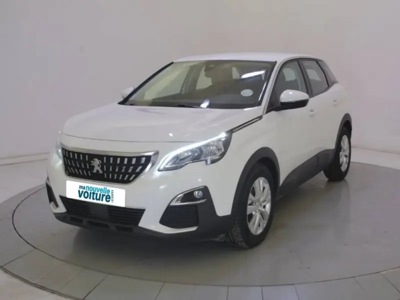 Photo 1 : Peugeot 3008 2018 Essence