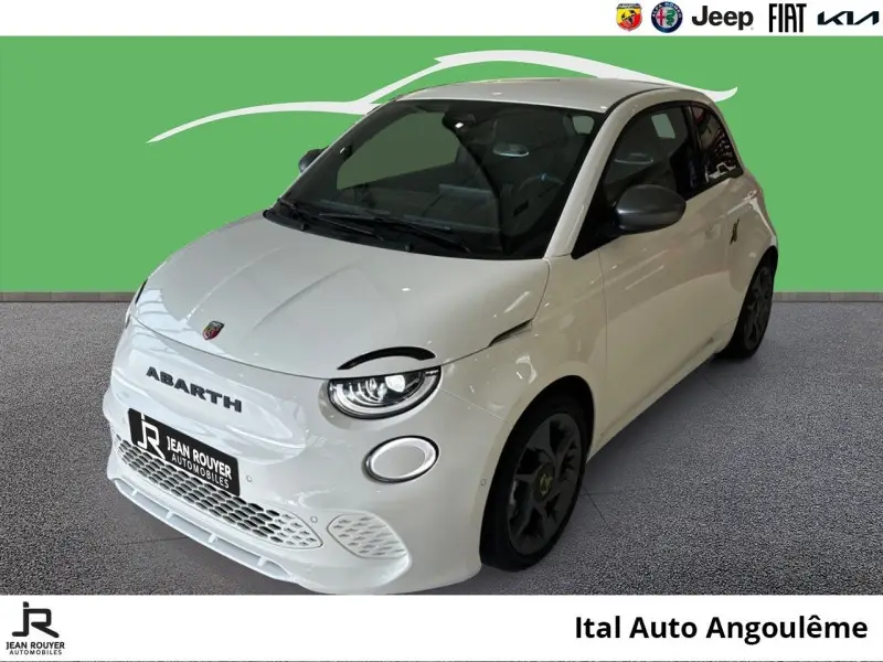 Photo 1 : Abarth 500 2024 Non renseigné