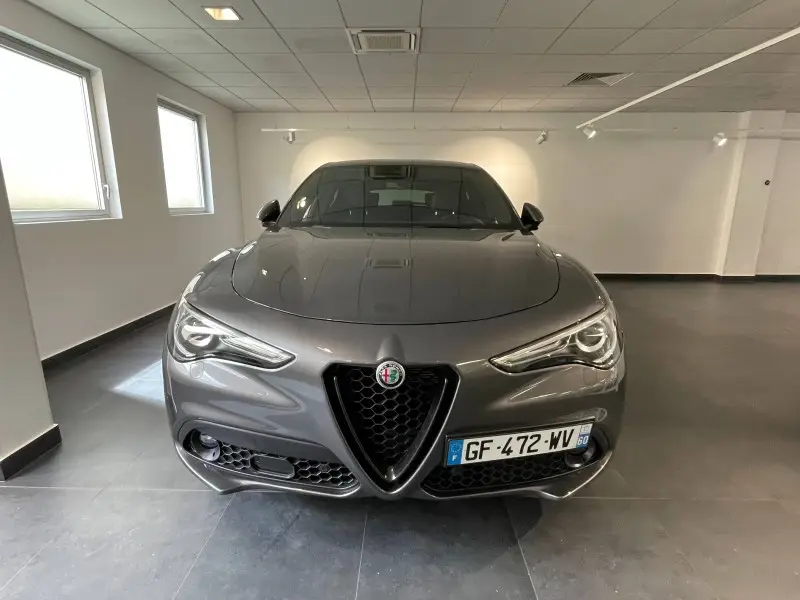 Photo 1 : Alfa Romeo Stelvio 2022 Diesel