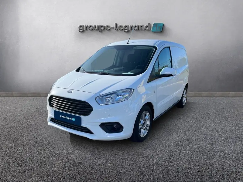 Photo 1 : Ford Transit 2024 Essence